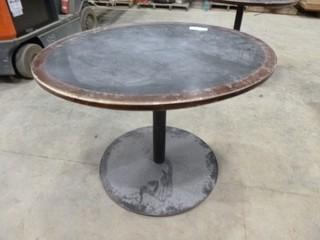 Round Table 3' Diameter (Outside)