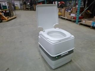 Lecampa Potti Portable Toilet (E-3,3,3)