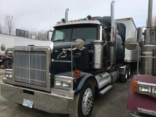 Selling Offsite - 2000 Western Star 4964F T/A Truck Tractor