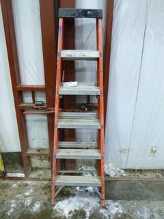 6' Sturdy Ladder, Working Load-300lbs