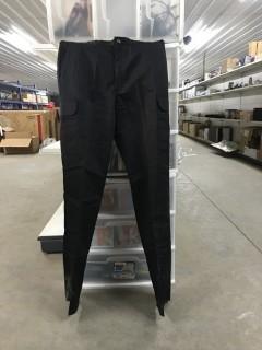 Size 36 Men's Pants (Black)