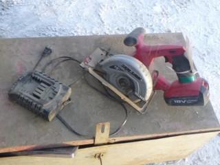 SkilSaw 18V 5-3/8in Circular Saw C/w Battery And Charger *Note: Cord On Charger Requires Repair*