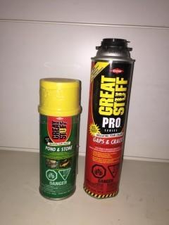 Lot of (2) Great Stuff Insulating Foam Sealant.