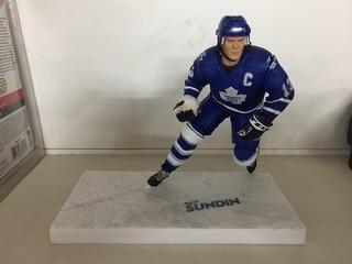 Mats Sundin Figurine.