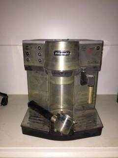 DeLonghi Automatic Cappuccino Maker.