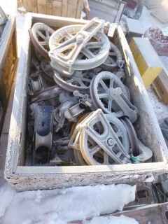 Qty Of Assorted Size Pulleys