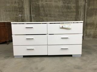 63"x 34"x 18" 6 Drawer Dresser