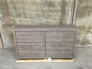 63"x3'x15 1/2" 6 Drawer Dresser