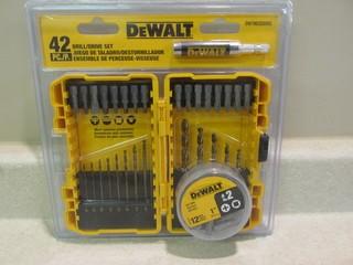 DeWalt 42 Drill Drive Set .