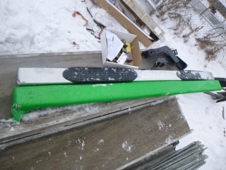 Oval Bar Installation Kit For 2009-2012 Dodge Ram *Note: Damage On Bottom Of Bar*
