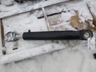 Hydraulic Cylinder Arm. PN- 118808200