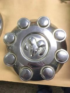 Dodge 8 Bolt Hub Cap.