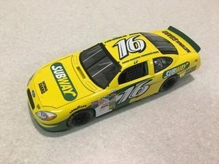 2004  Ford Taurus #16 Subway Diecast Model, 1:24 Scale.