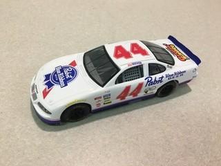 Racing Champions Pontiac Grand Prix #44 Pabst Diecast Model, 1:24 Scale.