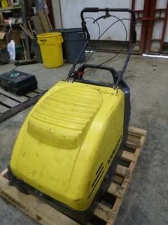 Karcher Electric Floor Sweeper, Model 1PX3, 152 Hours, 300W *Note No Battery*