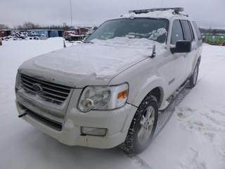 2008 Ford Explorer 4X4 XLT c/w 4.0L V6 SOHC, A/T, A/C, GVWR 6,180LB, Showing 115,112 KMS, Security Light Bar On Roof, Control Box For Lights, power Lock Windows, CD Player/Radio, VIN 1FMEU73E78UA18263