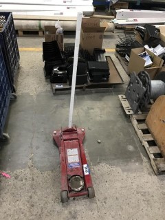 Westward 3-TON Hydraulic Floor Jack.