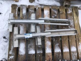 (2) Aluminum Ladder Jacks.