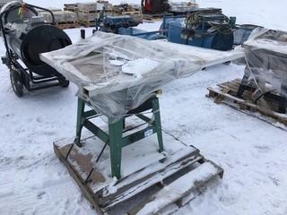 General International Single Phase 10" Table Saw.