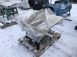 General International Single Phase 10" Table Saw.