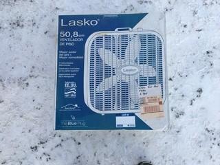 Lasko Box Fan.