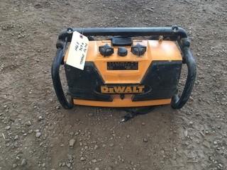 DeWalt Dw911 Stereo.