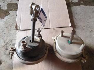 1 Pair Of Air Spring Brakes *NOTE: Part Numbers Not The Same*