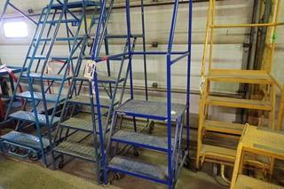 Mobile 3-step Warehouse Stairs.