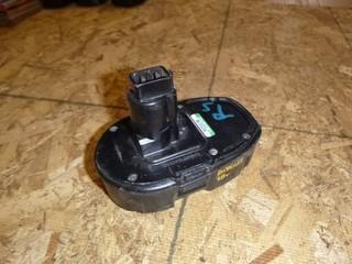 DeWalt 18V  Battery (W-3-2-3)