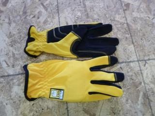 Pair of Mechanic's Gloves (W-3-2-3)