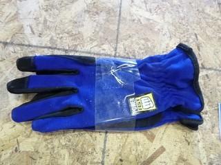 Pair of Mechanic's Gloves (W-3-2-3)