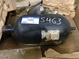 Komatsu 2.5 Gallon Brake Accumulator, pt PB6780 (N-F)