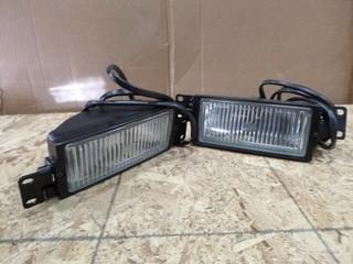 Fog Light Set (New) (W-4-1-2)