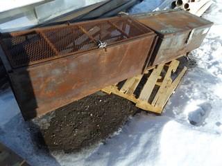 Side Rail Tool Box For Pick Up.