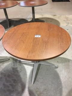 42" Round Table