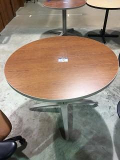 42" Round Table