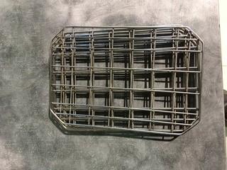 (5) Wire Grates 10"x7".