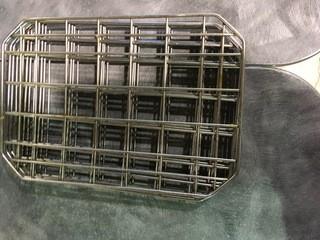 (5) Wire Grates 10"x7".