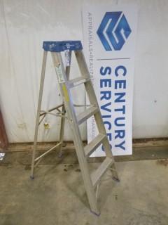 Reynolds 5' Step Ladder