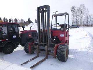 Moffett M8 55.3 3 Wheel Forklift DOM 01/06, Kubota 4-Cyl Diesel, Auto, Showing 7209 Hrs, Weight: 6491 Lbs, Capacity: 5500 Lbs, SN# F040048