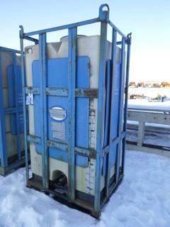 2000L Tank in Steel Cage (W-R-3-5)