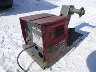 Lincoln LN-7 Wire Feeder, 115V, 50/60 HZ, 2 Amp, S/N U10000511546 (W-R-2-8)