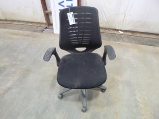 Mesh Back Task Chair on Wheels, C/w Height Adjustment (E-W)