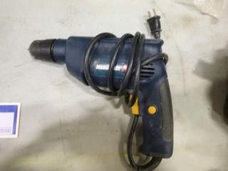 Mastercraft 3/8" Drill, 120V, C/w Keyless Chuck (W-4-2-3)