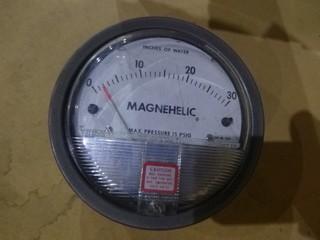Magnehelic 15PSIG Pressure Gauge