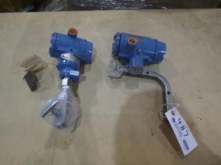 (1) Rosemount 8800DD Pressure Transmitter, (1) Rosemount 3051 Foundation Fieldbus c/w Inline Manifold, Part Number C306101126