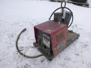 Lincoln LN-7 Wire Feeder, 115V, 50/60 HZ, 2 Amp, S/N U10000511543 (W-R-2-8)