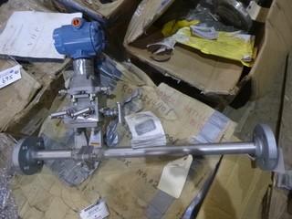 Rosemount Pressure Transmitter C/w Integral Orifice Flow Meter
