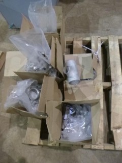 Qty Of 1/4in Pipe Elbows, 1 1/4in Pipe Connectors And 1/2in Nipples