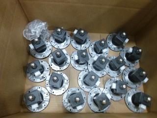 (19) Donaldson Valve Covers (E-1-3-2)